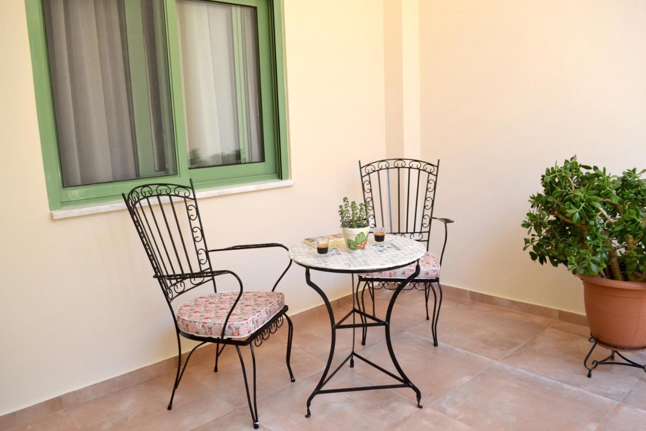 Yannis Guest House Aegina 外观 照片
